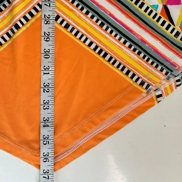 Trina Turk Swim and Spa Collection Cover Up Size Medium - Picture 9 of 10